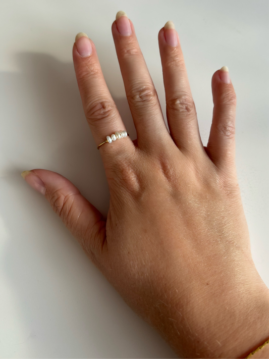 Freshwater pearl LIZ ring