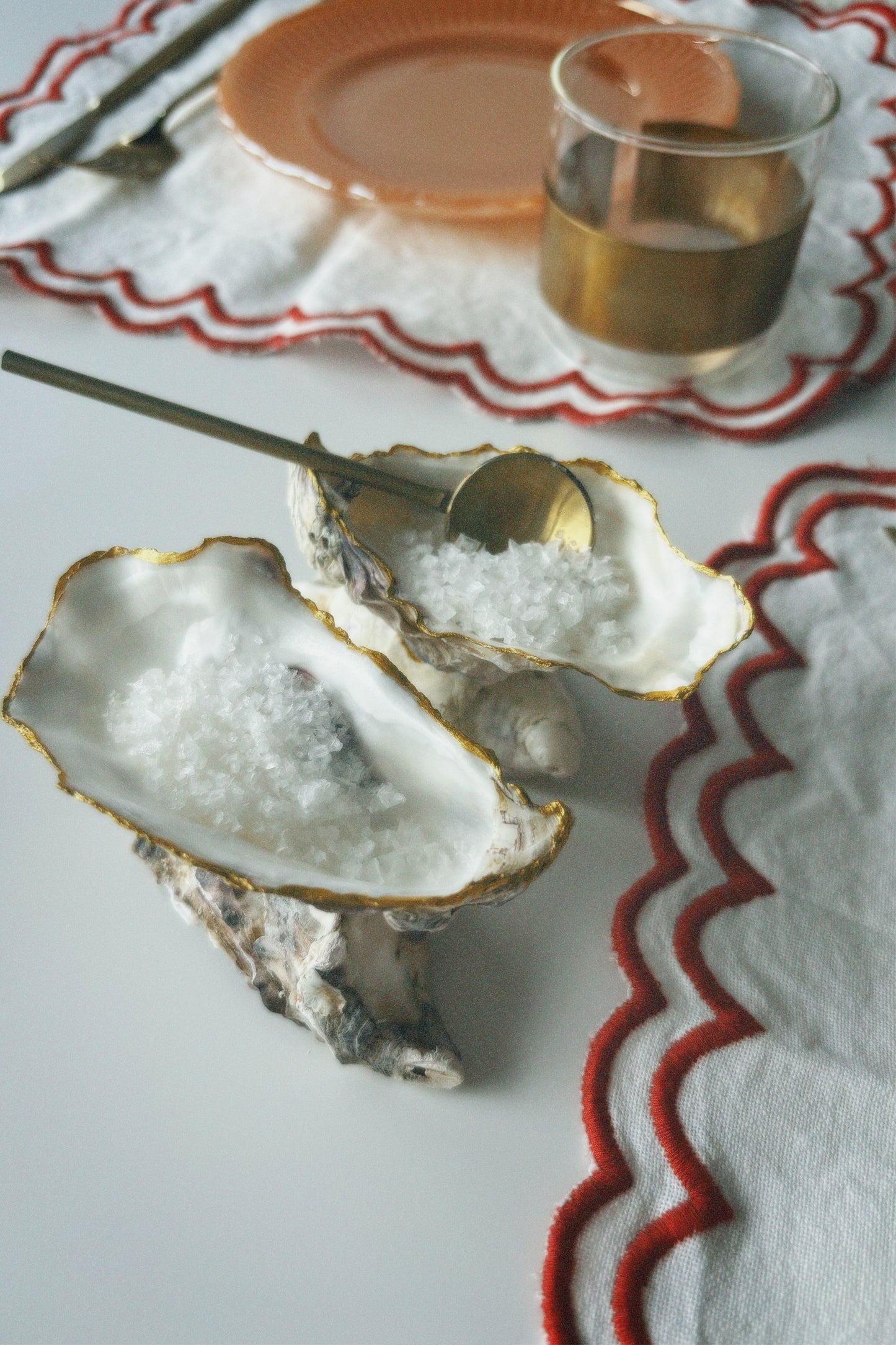 ARIEL oyster salt shaker