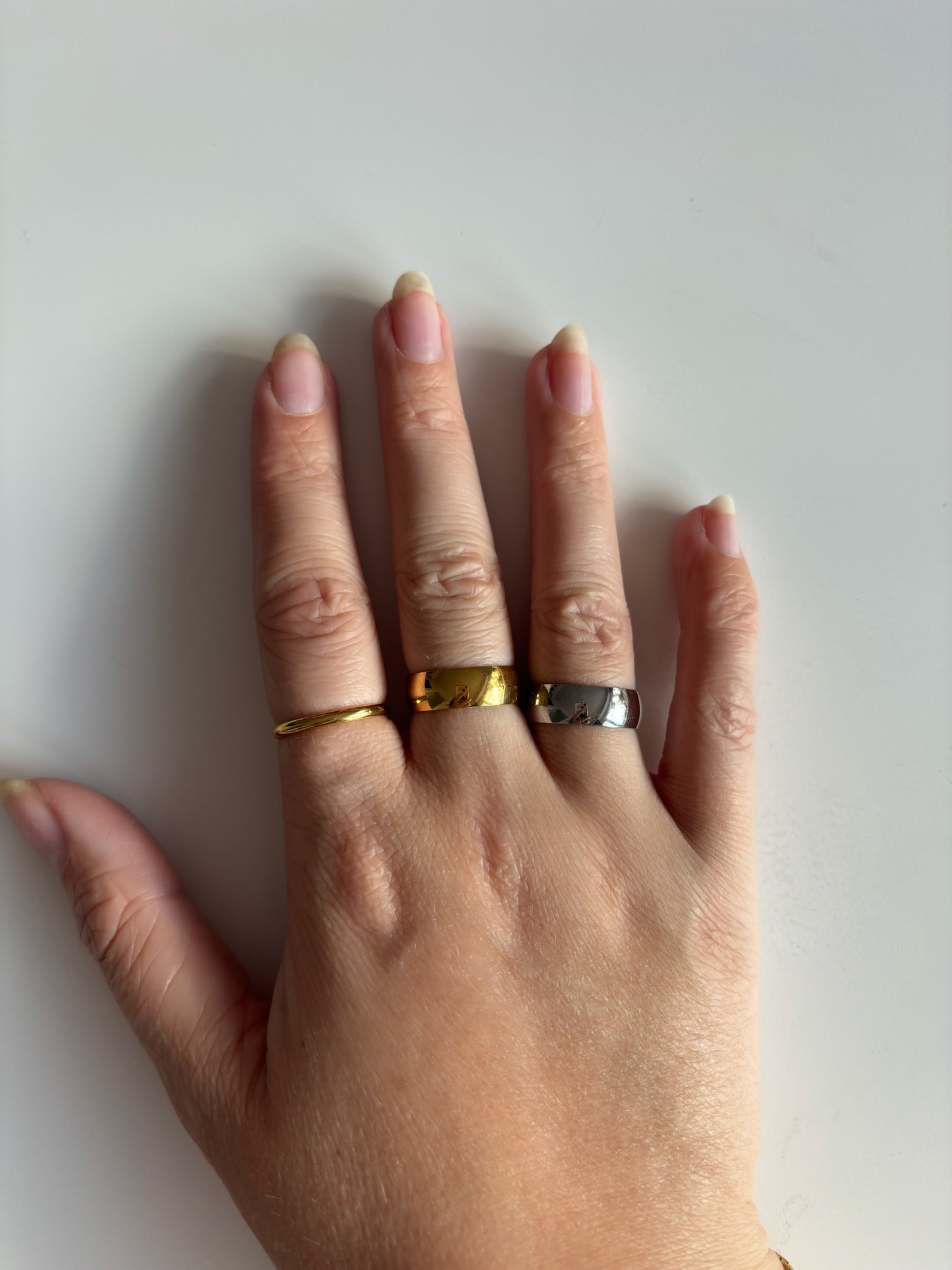 MŌ ring