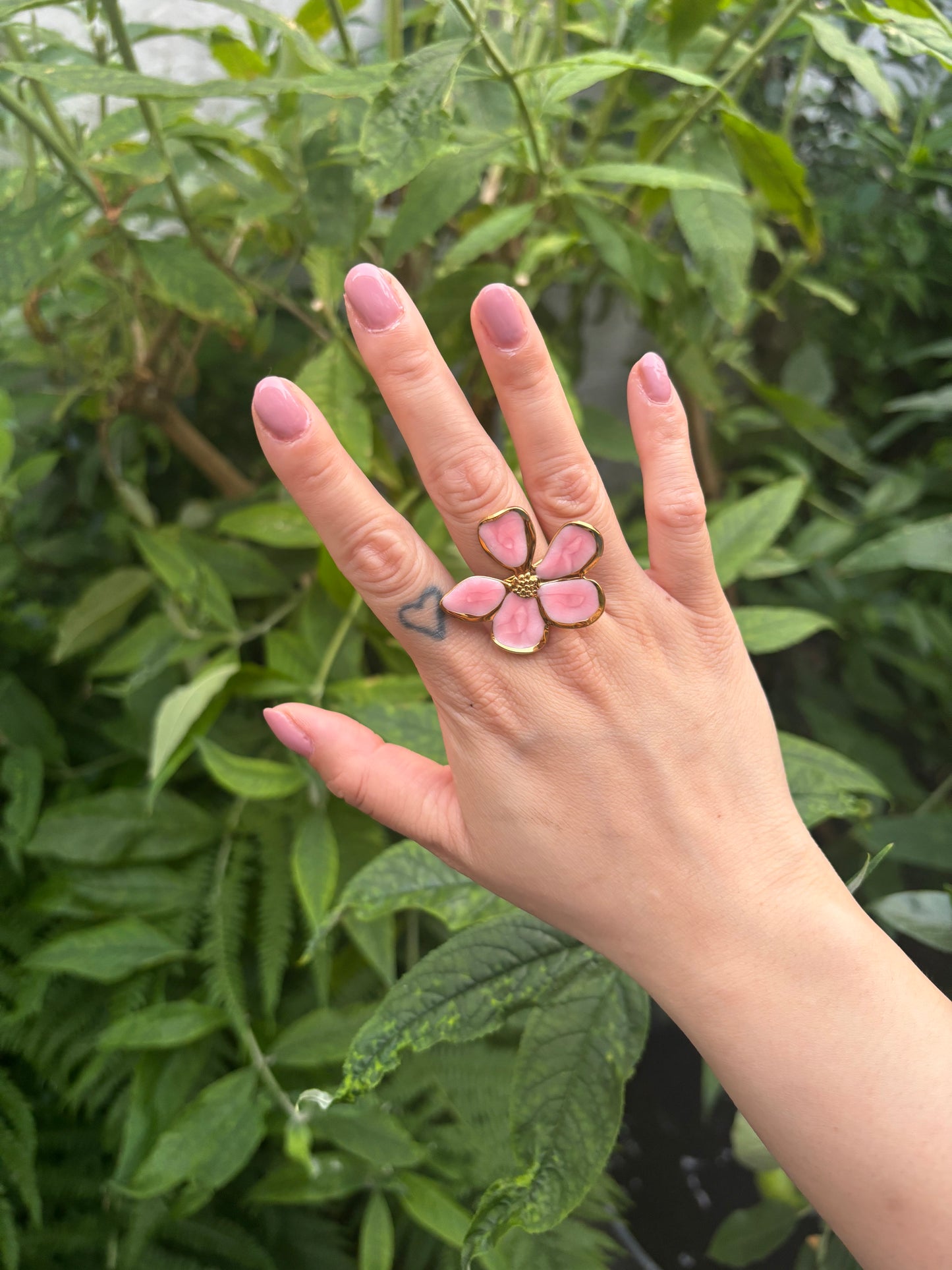 LOU flower ring (adjustable)