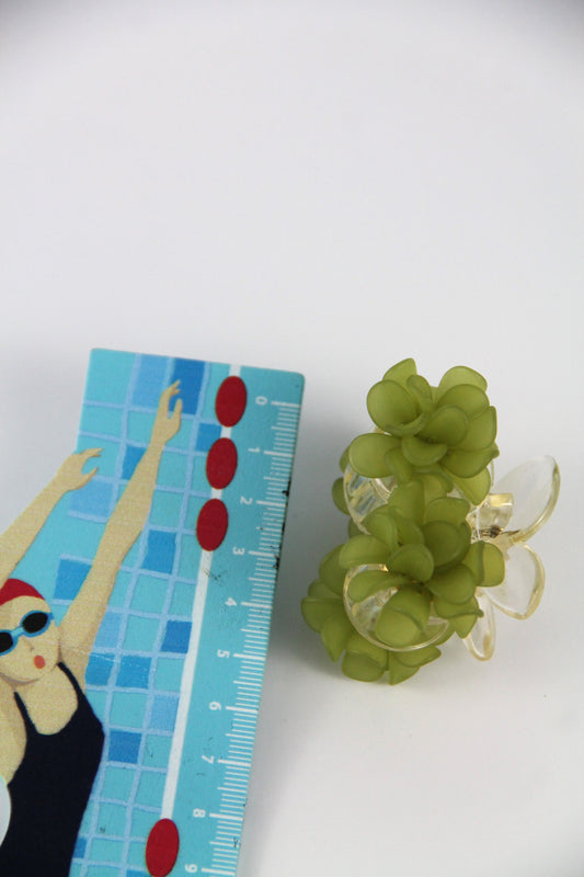 Small FLEUR flower hair claw