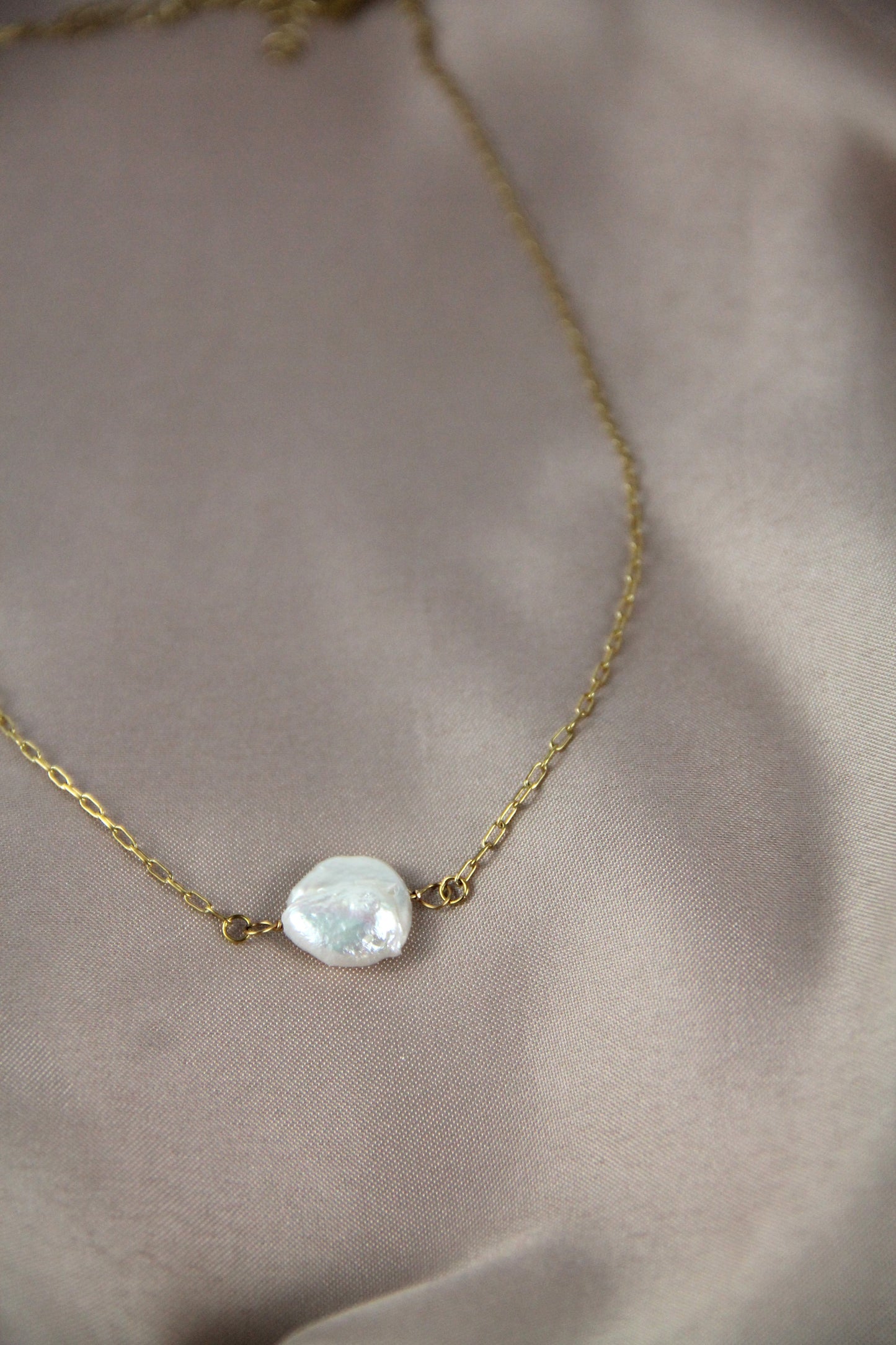 Freshwater pearl COIN necklace
