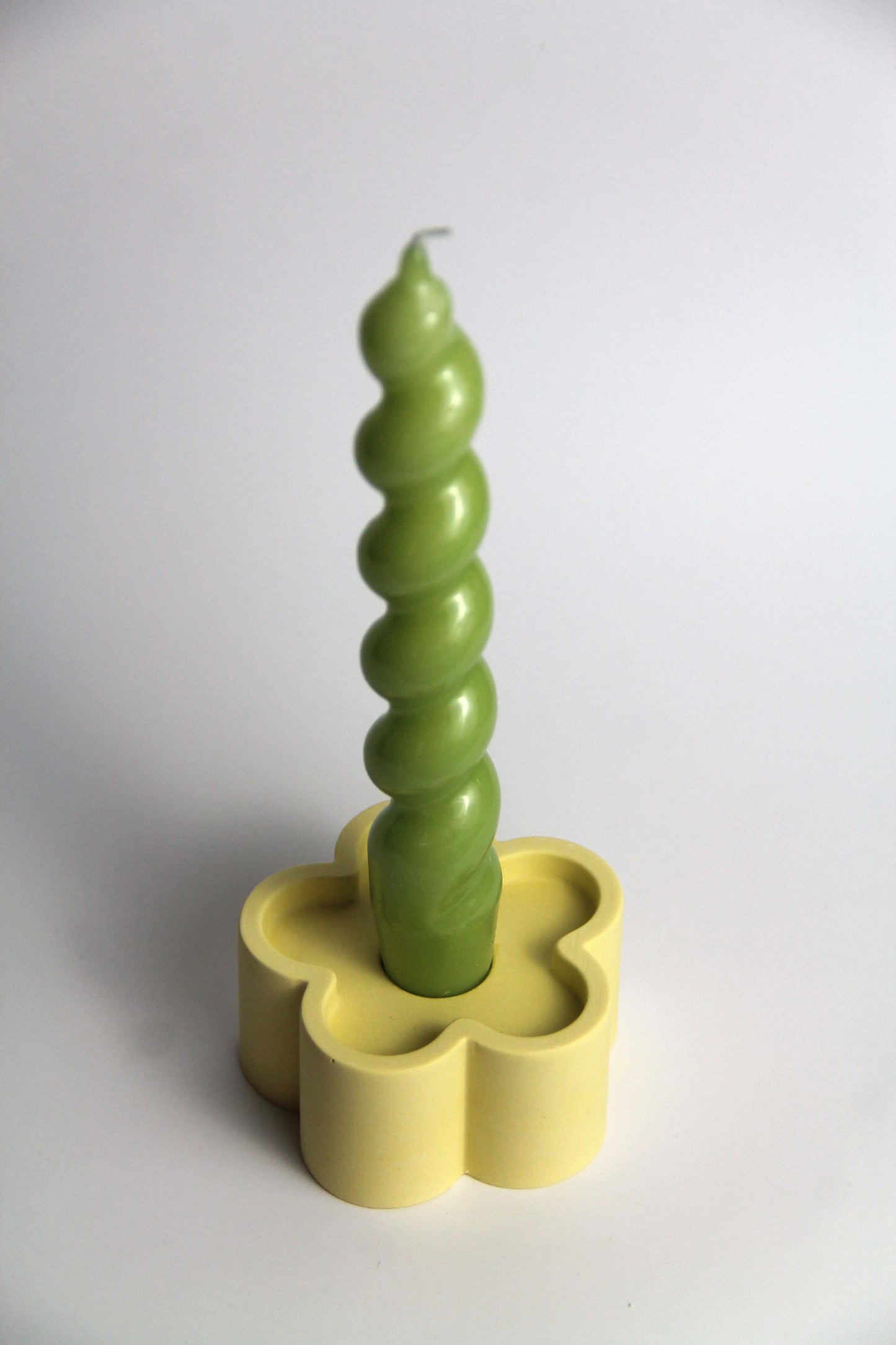 Pippa flower candle holder - Custom made