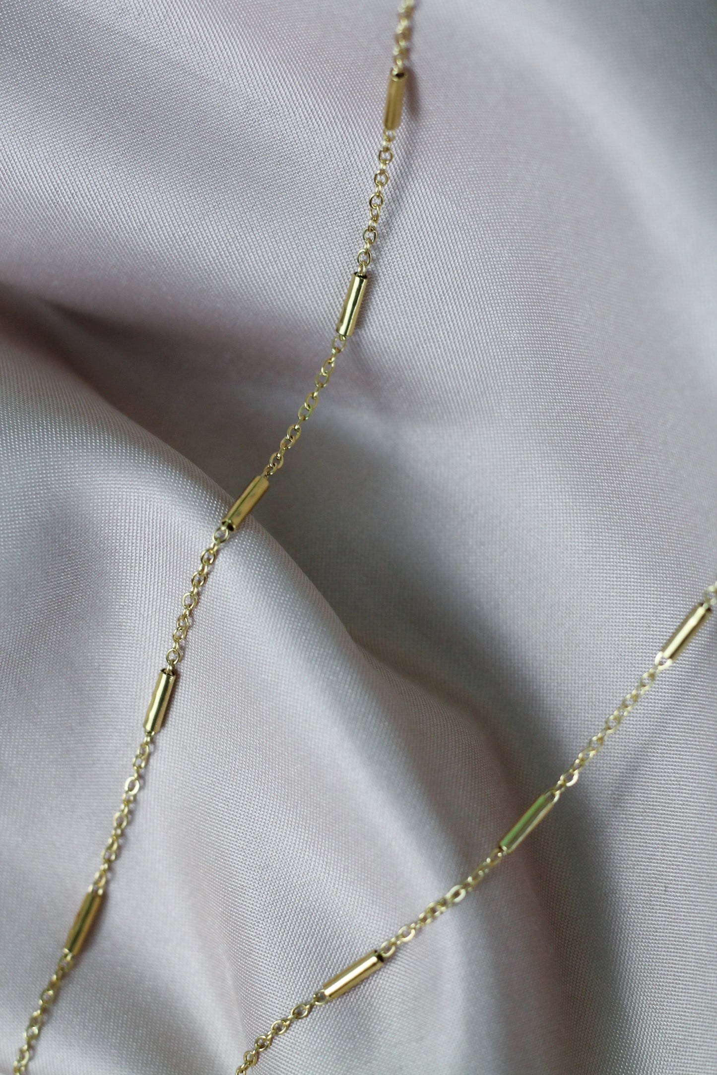 LILOU flower necklace