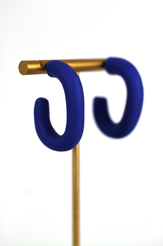 OLIVIA hoop earrings