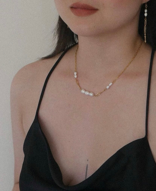 Freshwater pearl FAE necklace