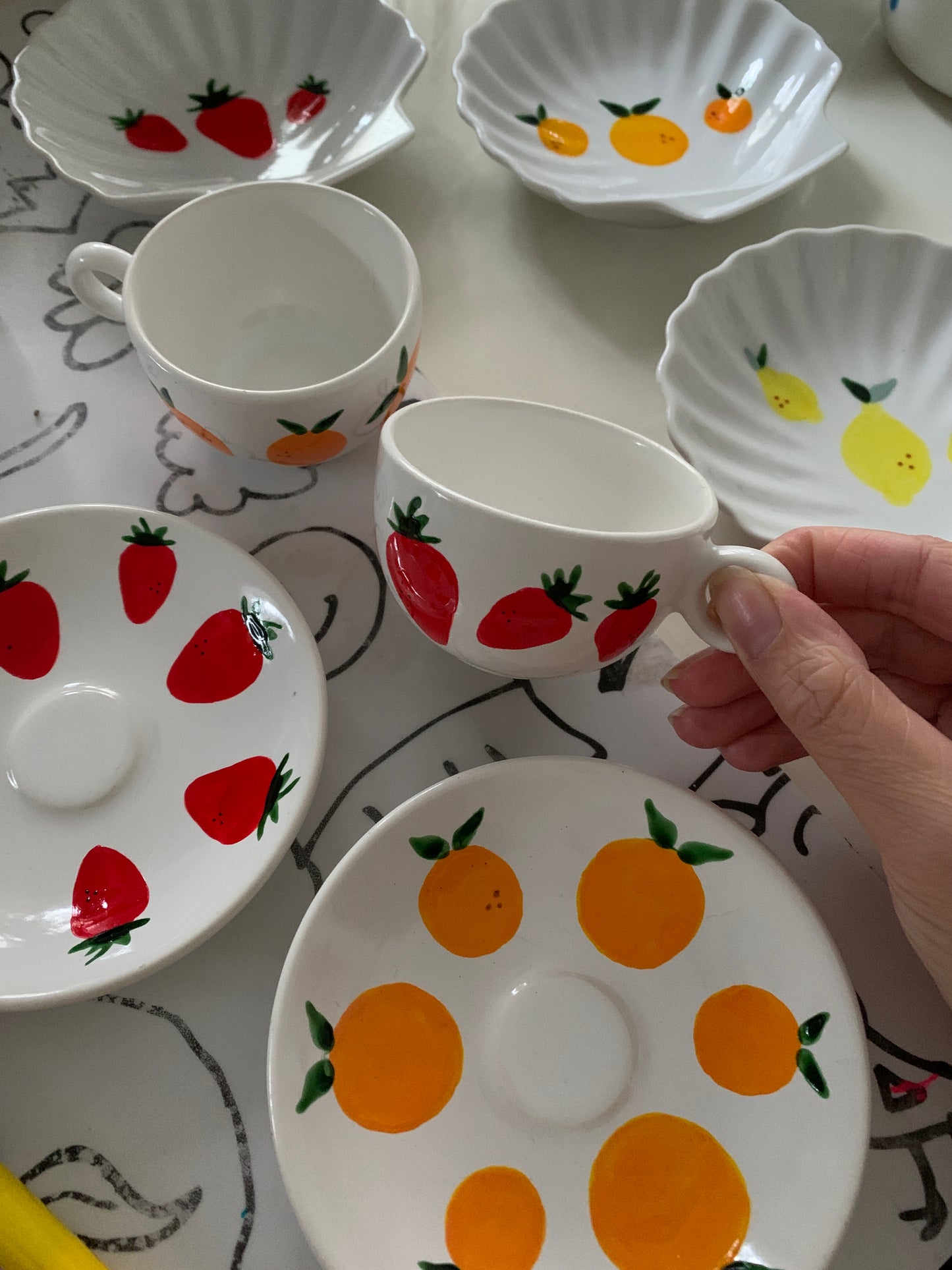 Porcelain FRUITY espresso mug and coaster set