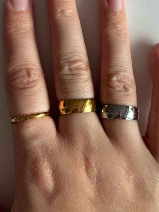 MŌ ring