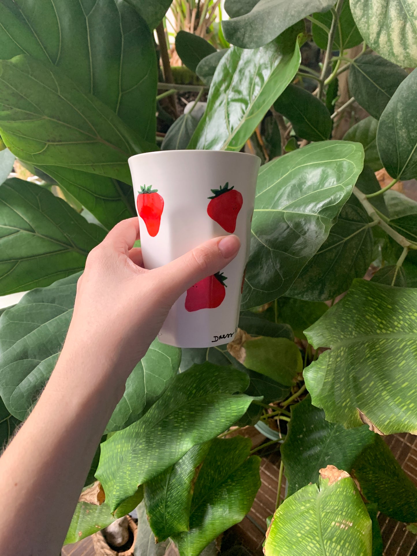 Porcelain FRUITY latte mug - Strawberry