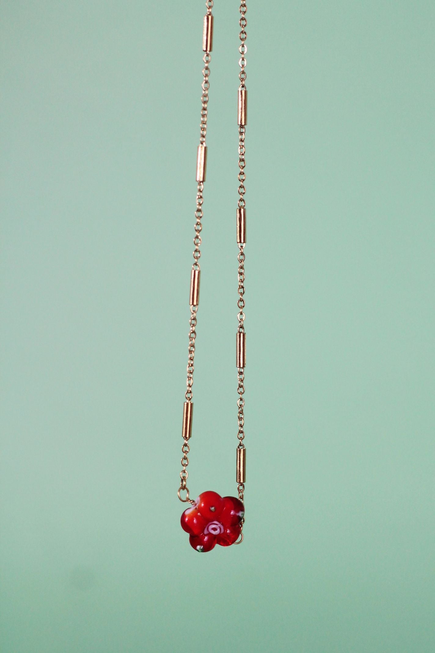 LILOU flower necklace - Red
