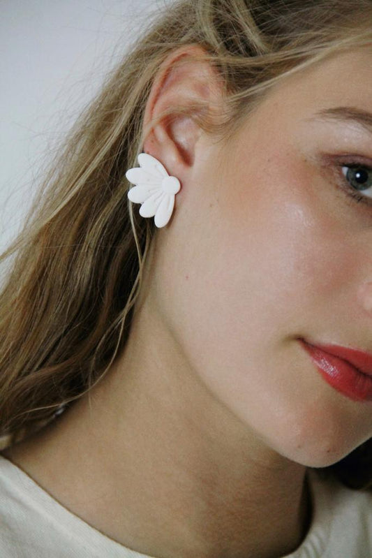 KANITA stud earrings - White