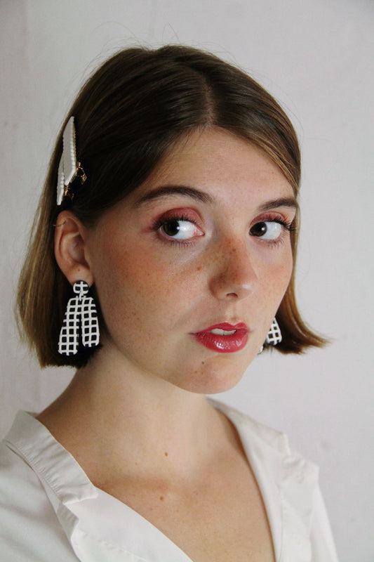 SAAR earrings - Black & White