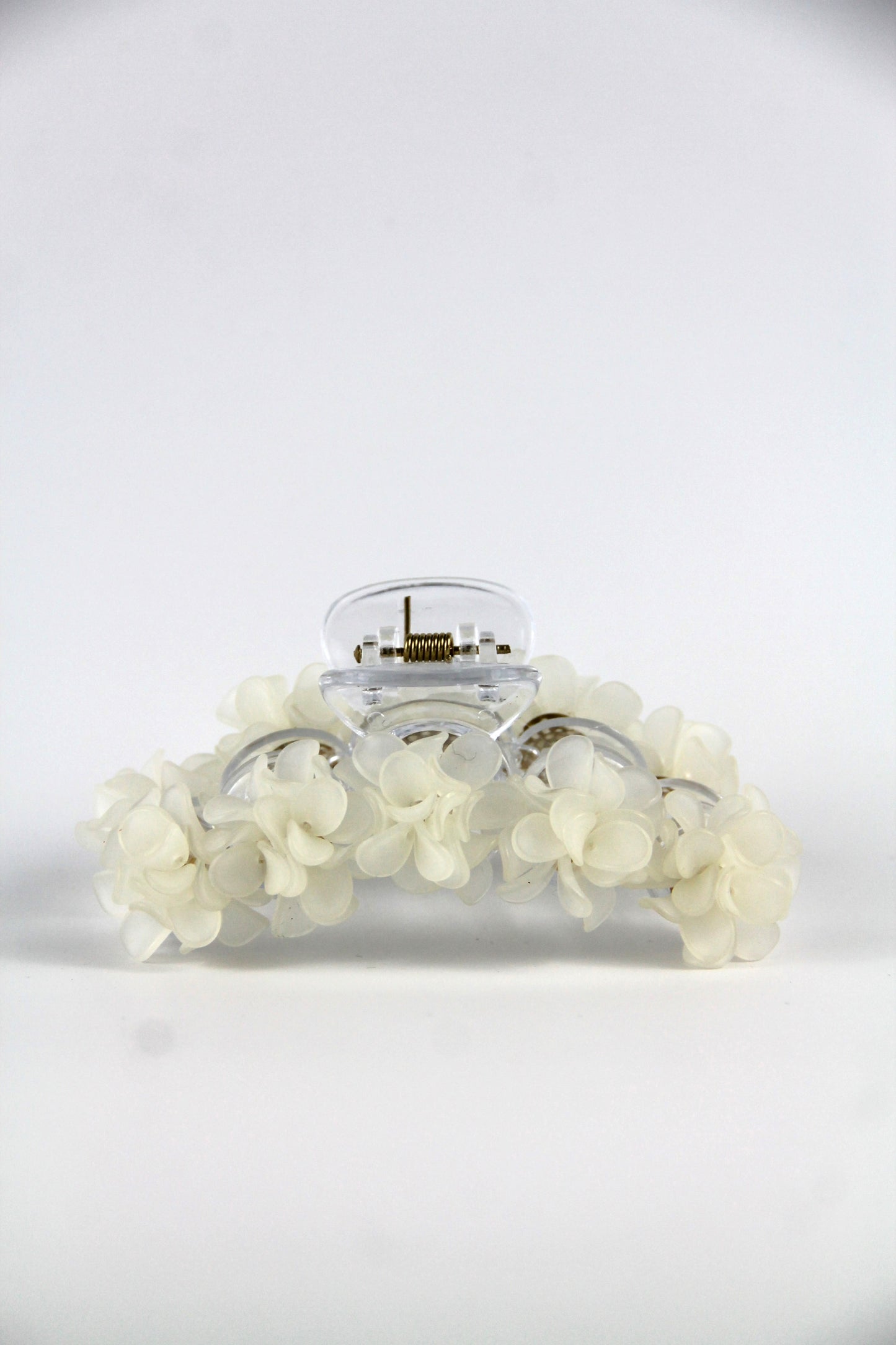 Big FLEUR flower hair claw - White