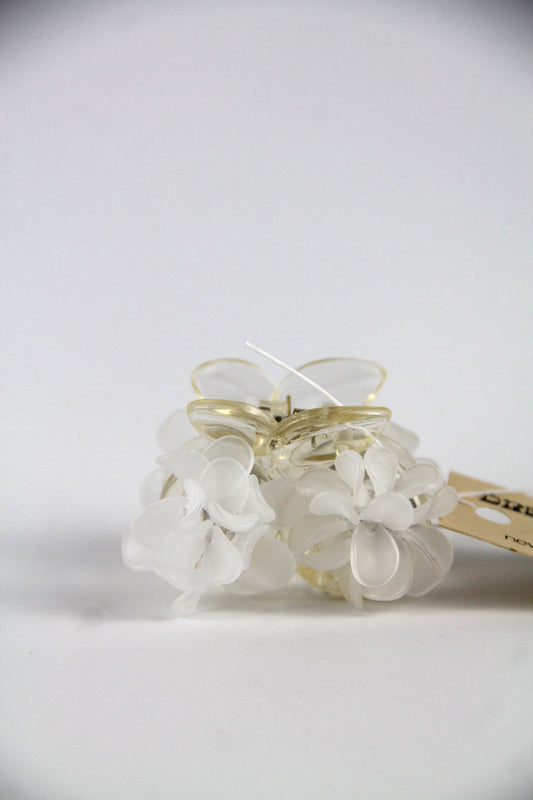 Small FLEUR flower hair claw - White