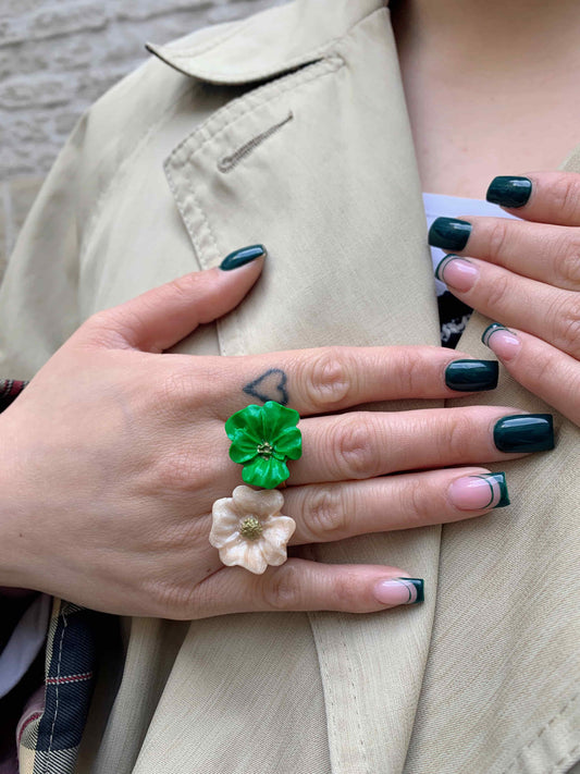 Flower Power ring - Buttercup - Bright green