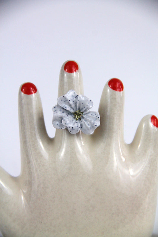Flower Power ring - Buttercup - Speckled white