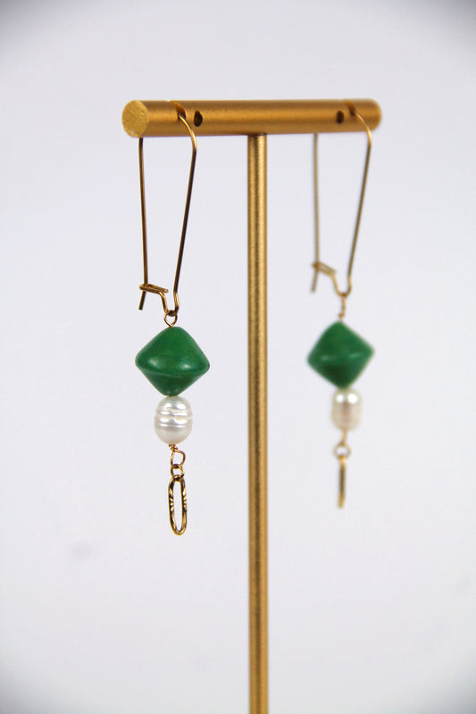 Freshwater pearl ODETTE earrings - Jade green