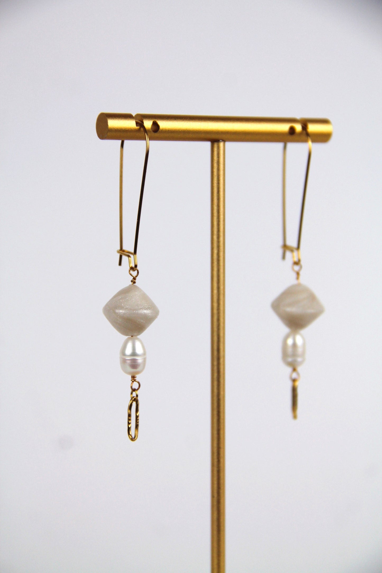 Freshwater pearl ODETTE earrings - White