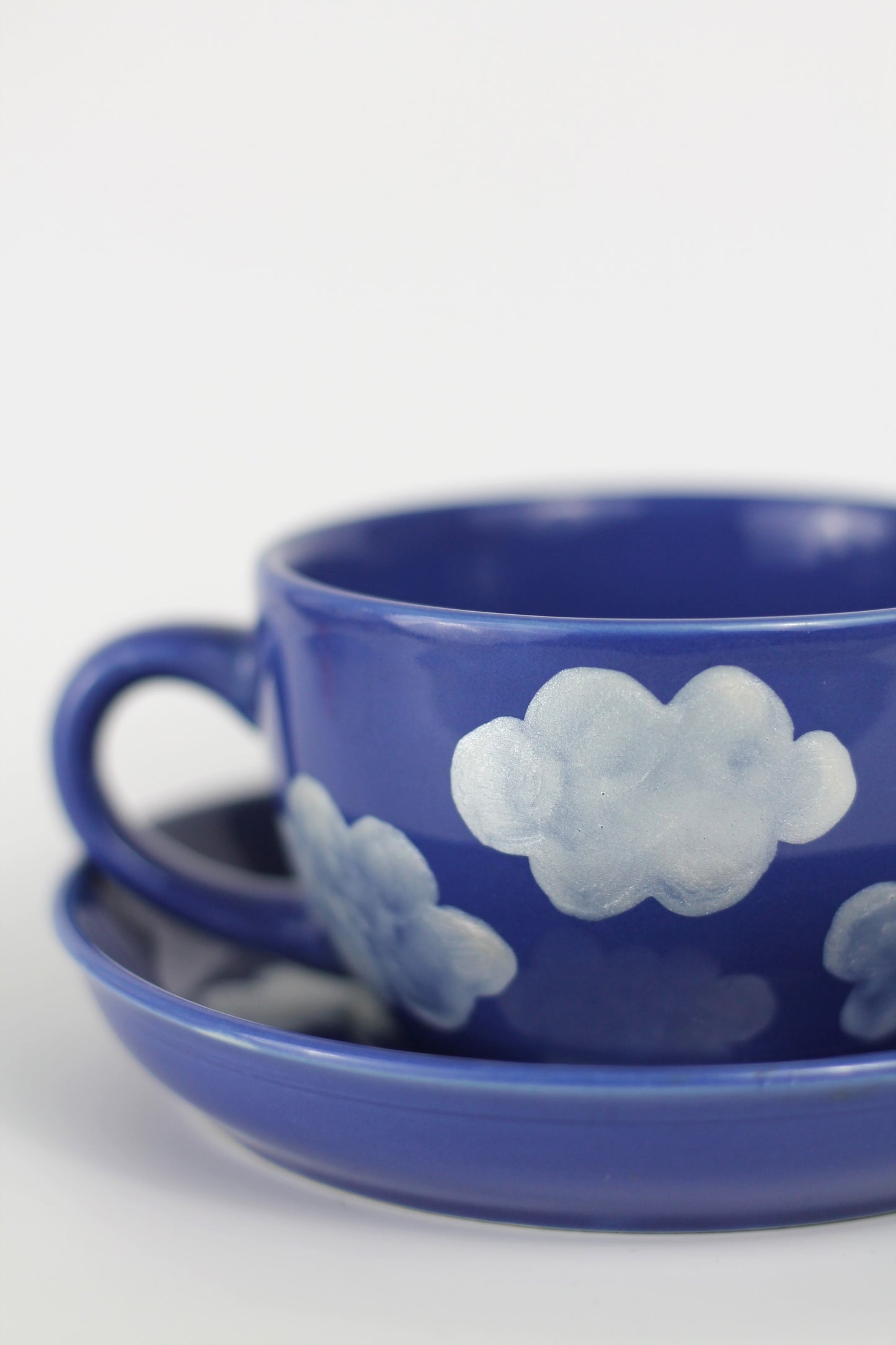 Porcelain CLOUD coffee mug and coaster set - White