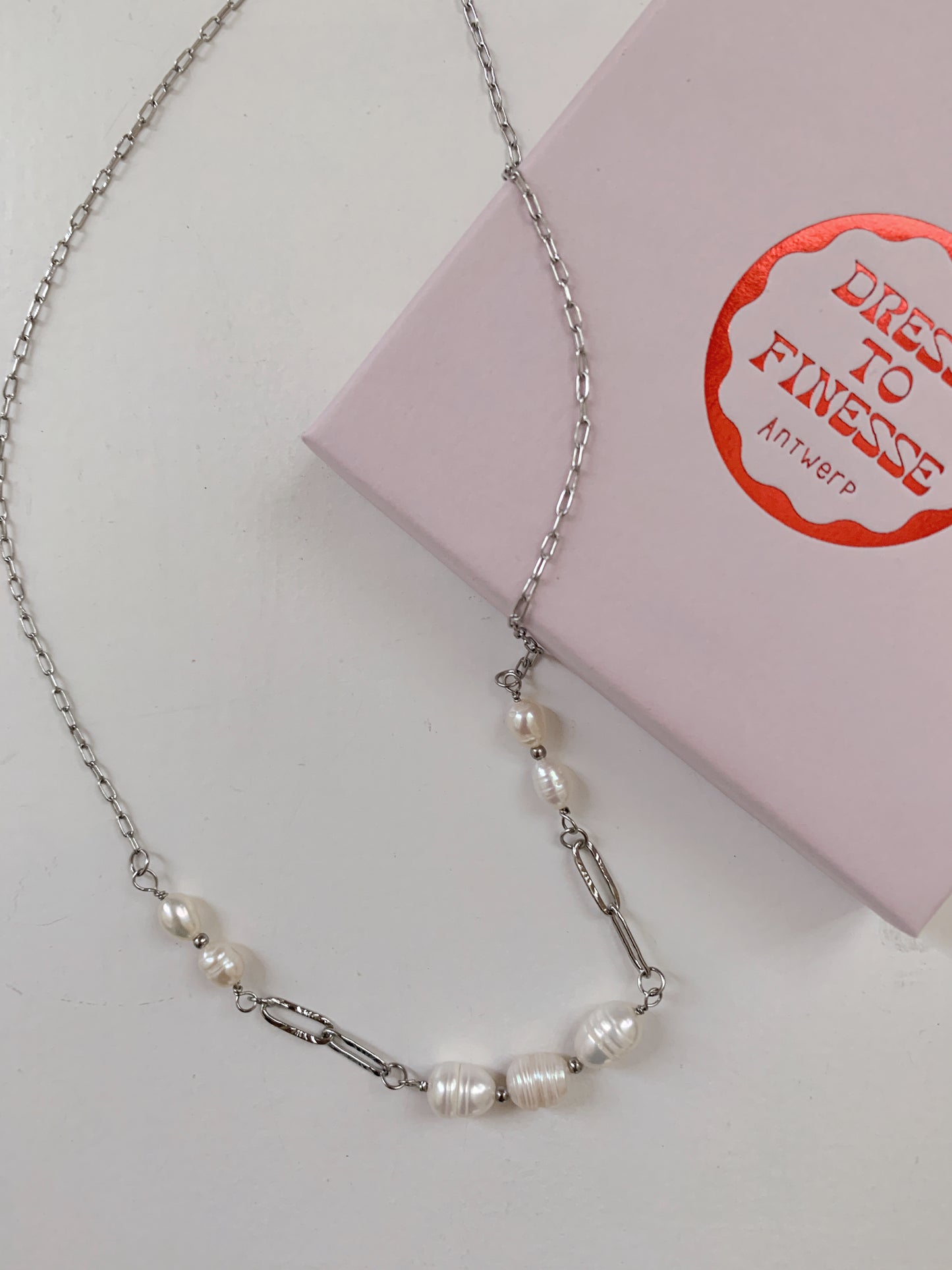 Freshwater pearl FAE necklace - White pearls